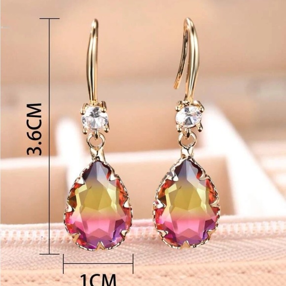 New Multicolor Faux Topaz  Rhinestone  drop earrings - Picture 5 of 5
